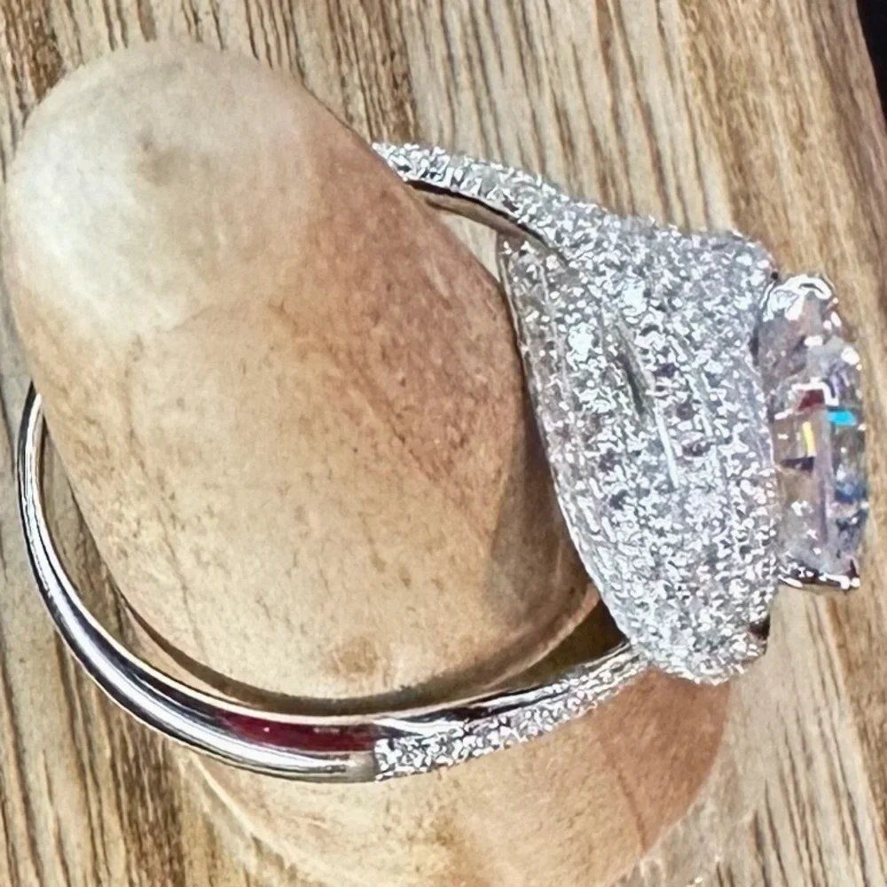 NEW White Cubic Zirconia Rhodium-Plated 925 Sterling Silver Spiral Wrap Ring